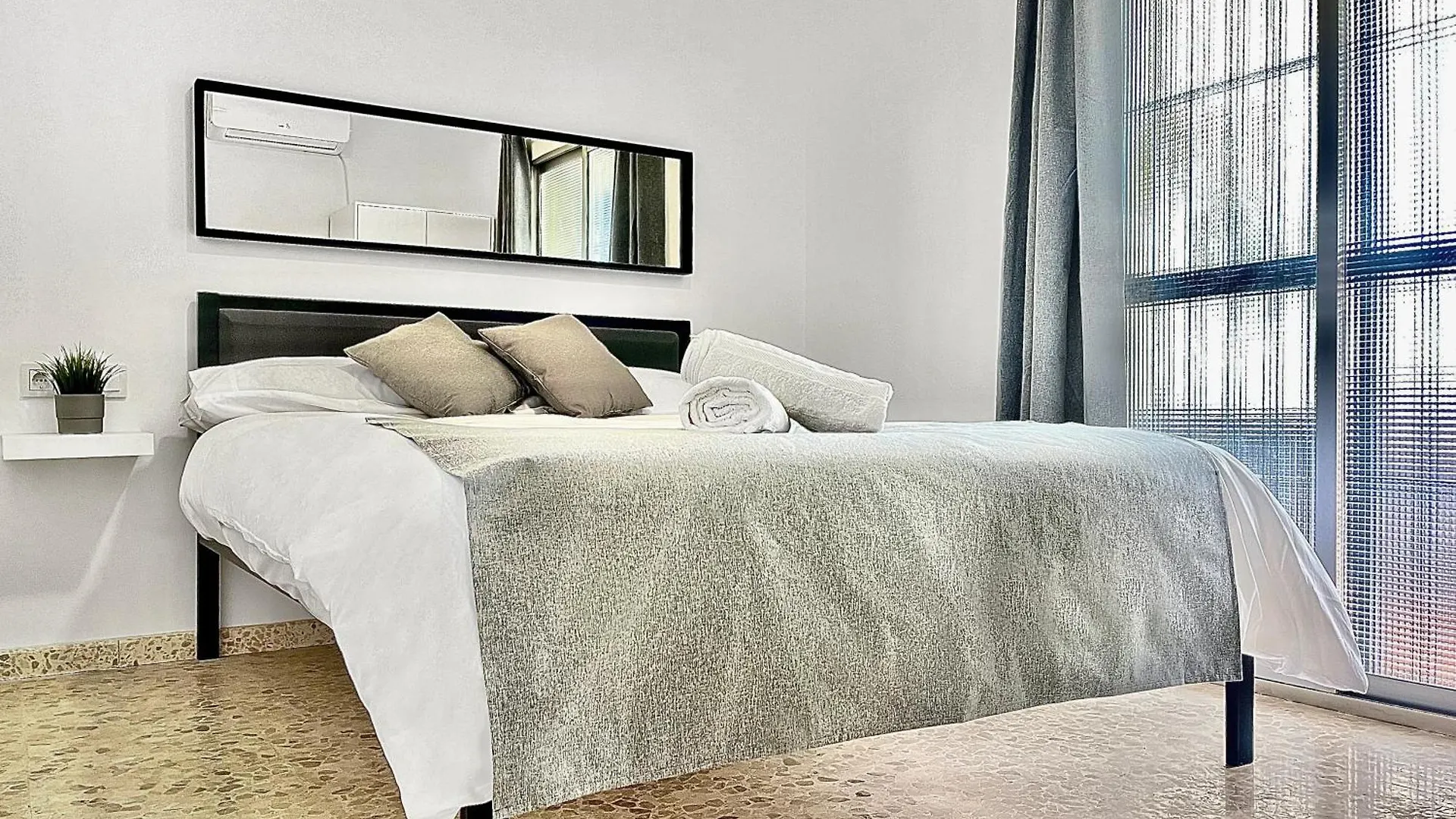 Villa San Patricio I Piscina Privada I Jacuzzi Spa I Bbq I Ps5 I Aire Acon I 3000M2 I 5Min-Centro Jerez de la Frontera