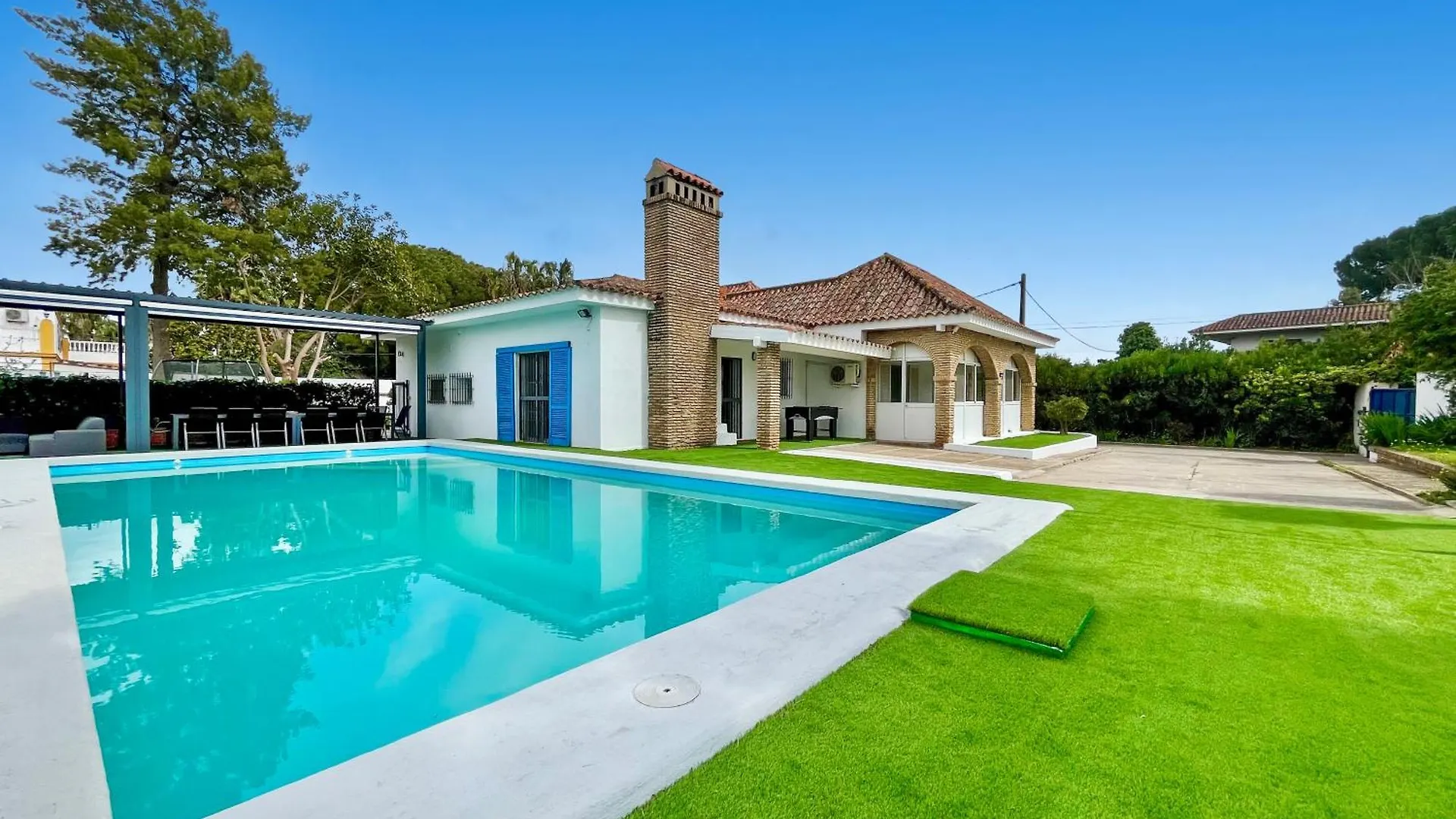 Villa San Patricio I Piscina Privada I Jacuzzi Spa I Bbq I Ps5 I Aire Acon I 3000M2 I 5Min-Centro Jerez de la Frontera